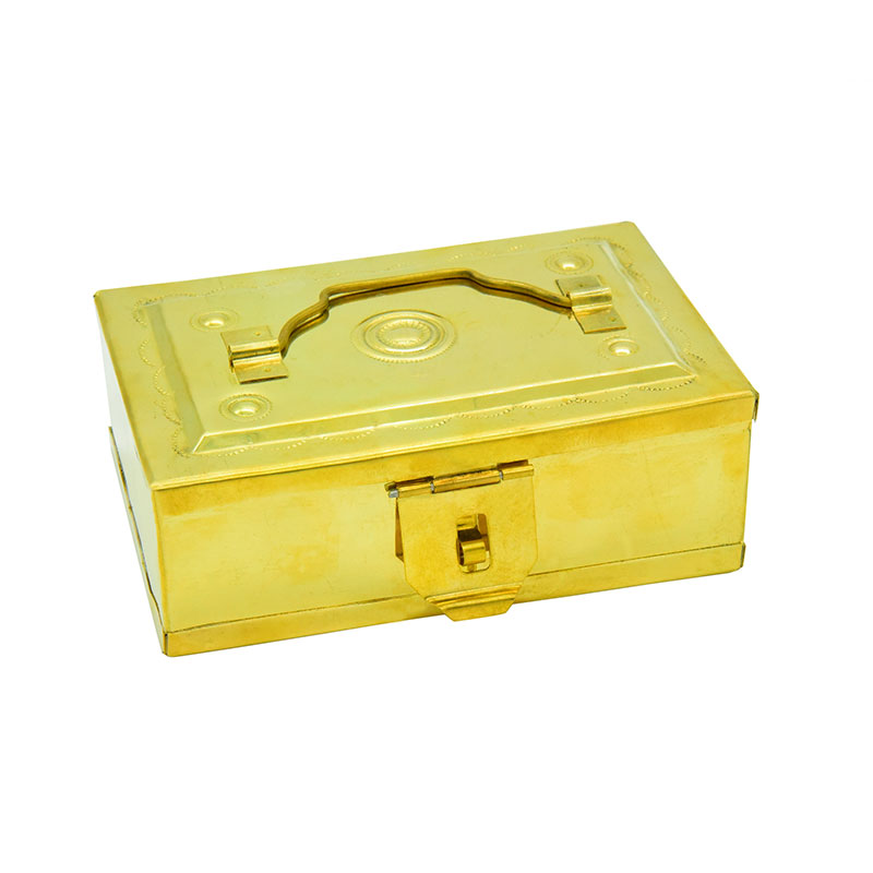 Mannar Craft Store  Brass Rectangular Betel Box ,Gold, Standard